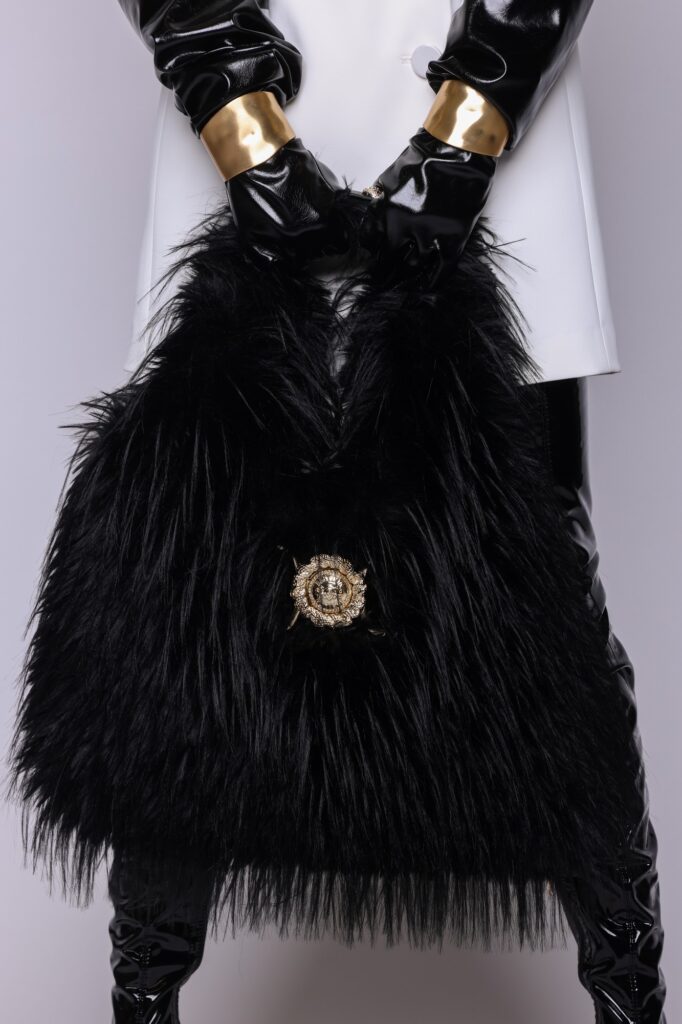 C1-BLACK