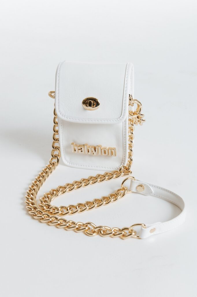 C2-WHITE