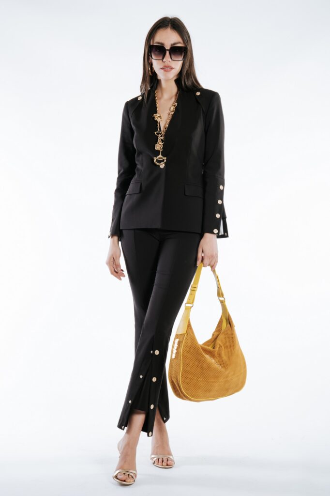 C1-BLACK